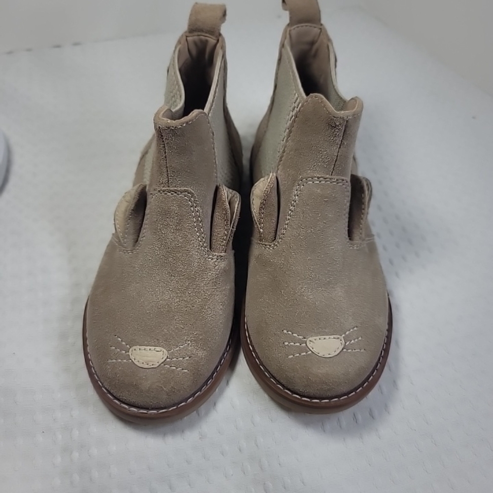 Elephantito Kids Beige Suede Slip-On Shoe - Picture 2 of 6